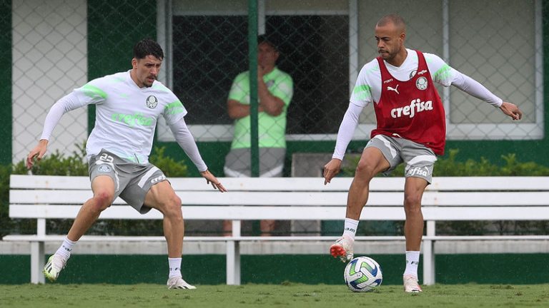 Joaquín Piquerez e Mayke, laterais do Palmeiras. Foto: Cesar Greco/Palmeiras