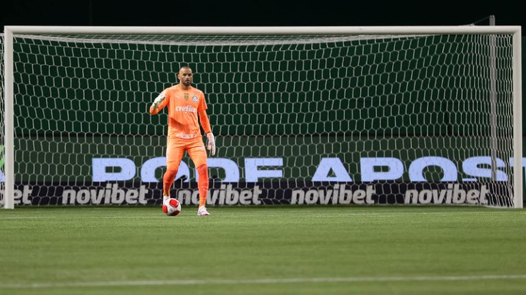 Weverton, goleiro do Palmeiras durante jogo contra a Inter de Limeira, no Allianz Parque. Foto: Cesar Greco/Palmeiras