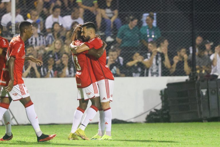 Titular do Internacional recebe contatos de outros clubes