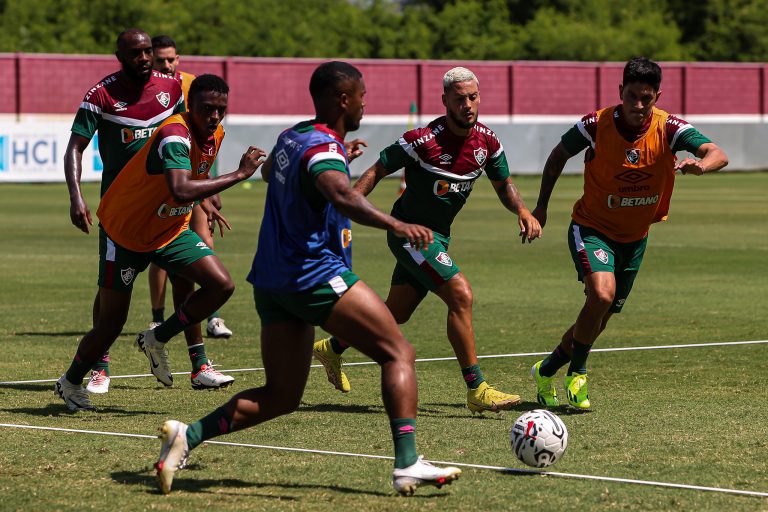 De volta após suspensão por doping, zagueiro do Fluminense desabafa