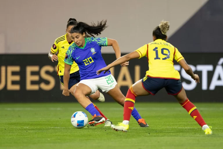 Brasil e Colômbia Feminino