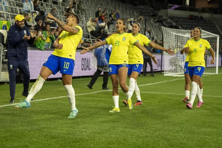 Seleção brasileira feminina na Copa Ouro 2024. Foto: Leandro Lopes/CBF