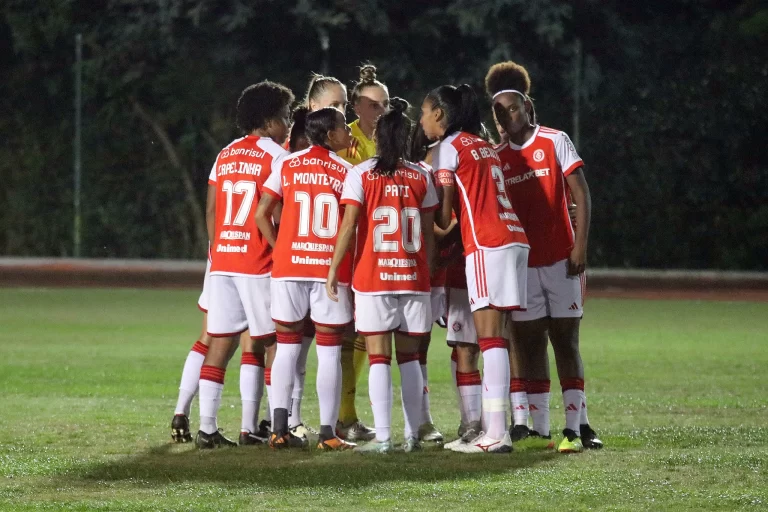 Gurias Coloradas, Internacional feminino. Foto: Fredd Colorado/SC Internacional