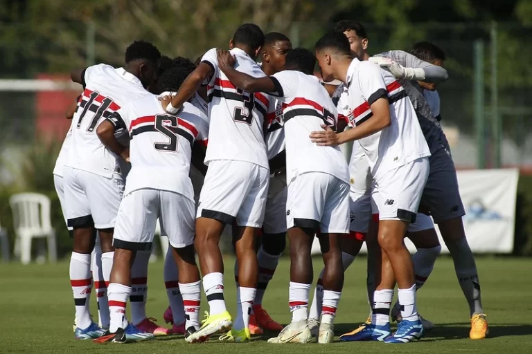 São Paulo Sub-20. Foto: Miguel Schincariol/saopaulofc.net