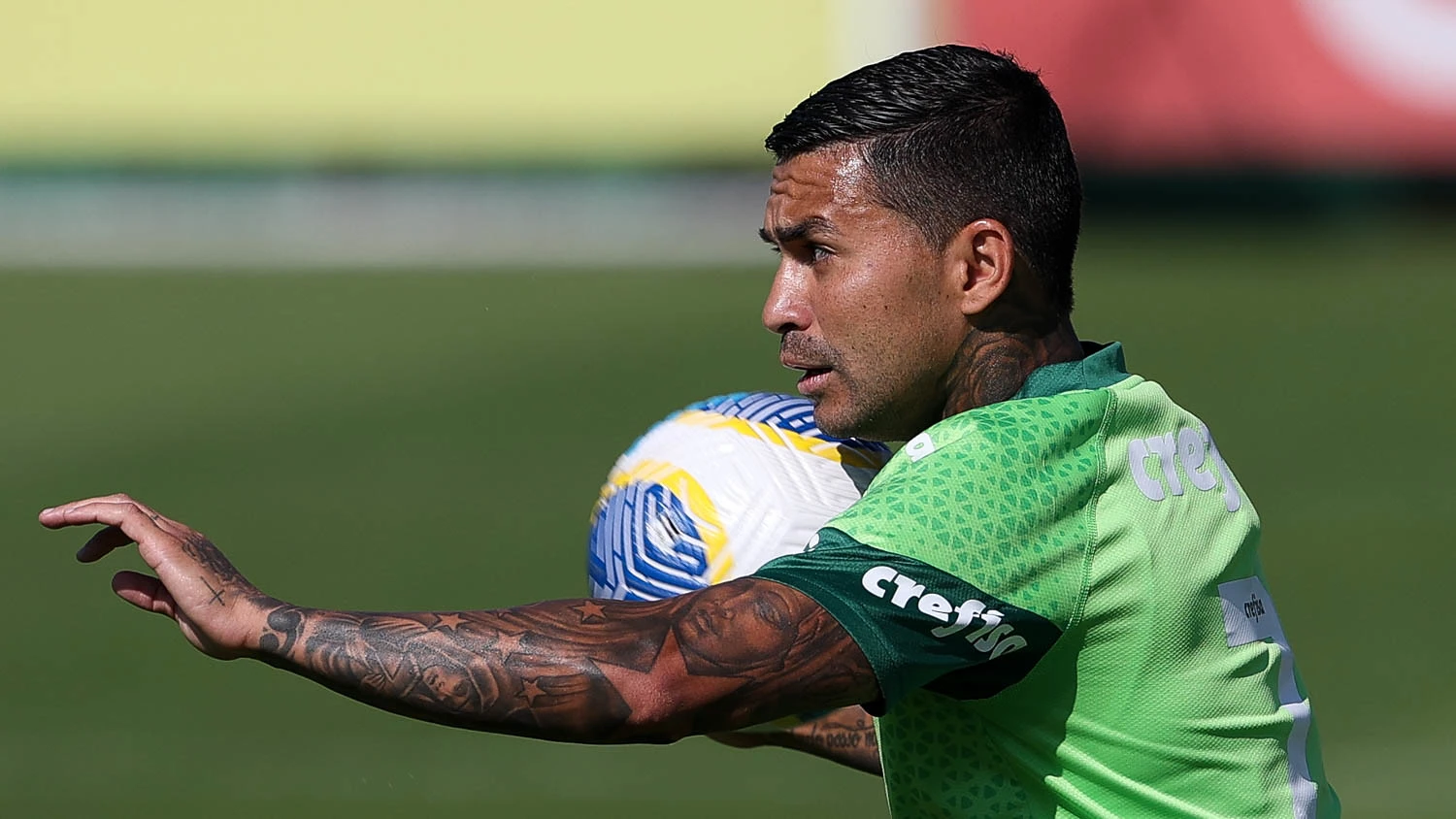 Dudu, do Palmeiras, durante jogo-treino contra o São Bento na Academia de Futebol. Foto: Cesar Greco/Palmeiras