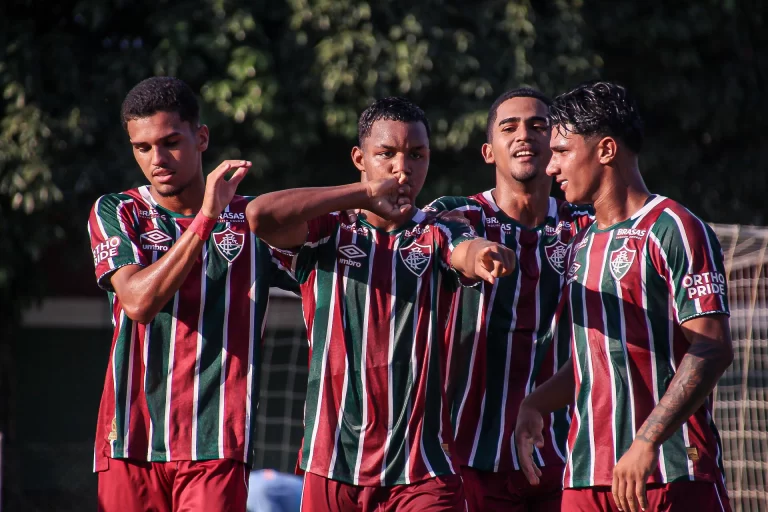 Fluminense sub-17. Foto: LEONARDO BRASIL/ FLUMINENSE FC