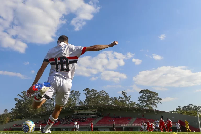 São Paulo Sub-20. Foto: Miguel Schincariol/São Paulo FC