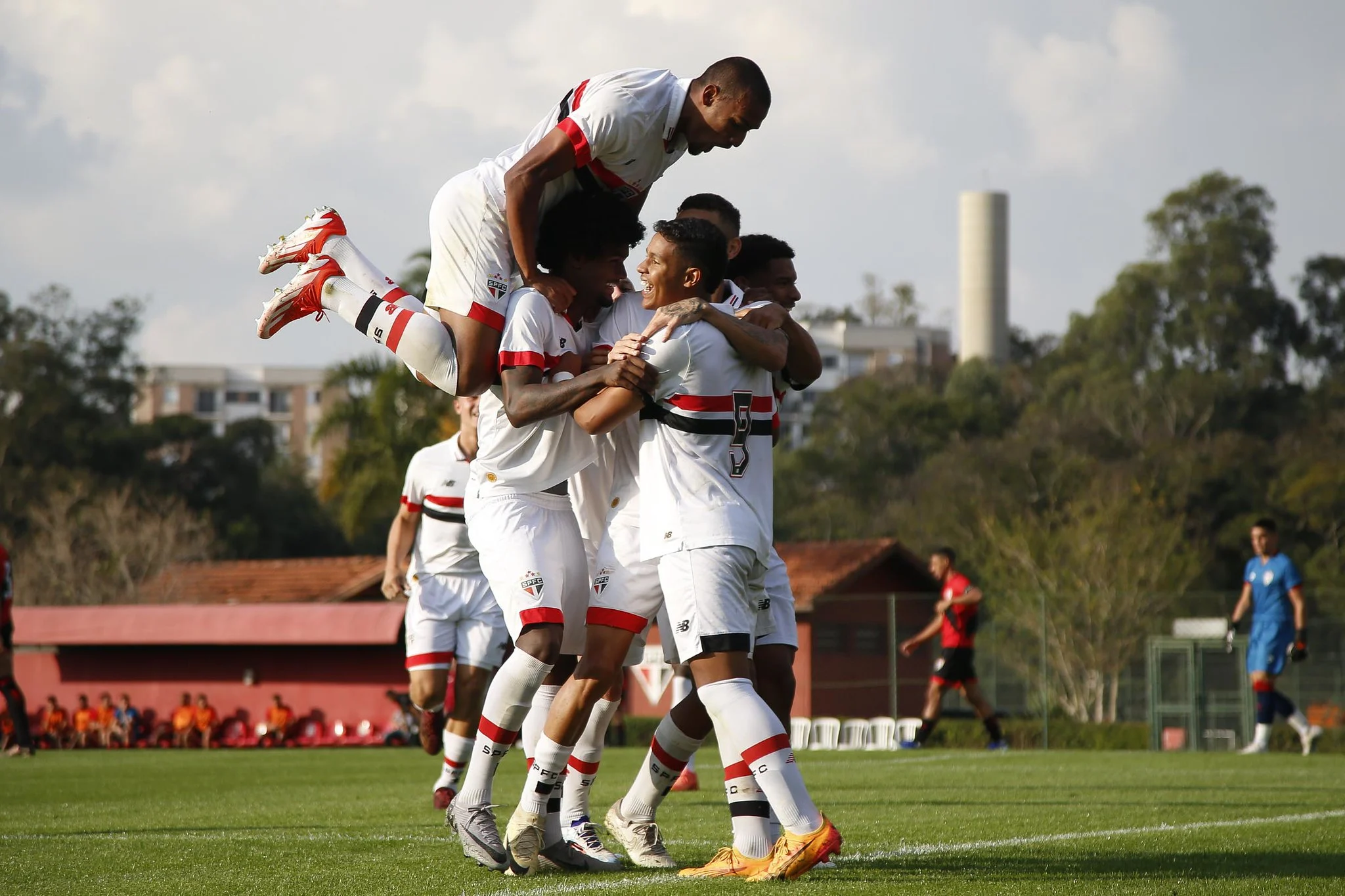 São Paulo sub-20. Foto: Miguel Schincariol/São Paulo FC