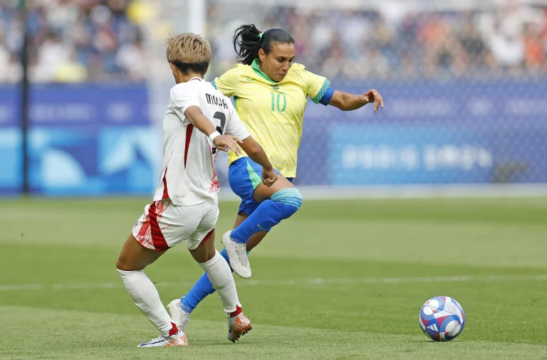 Marta, da seleção brasileira e Orlando Pride, contra o Japão nos Jogos Olímpicos de Paris 2024. Foto: Rafael Ribeiro/CBF