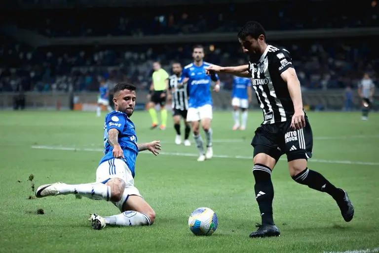 Cruzeiro e Atlético-MG empataram sem gols