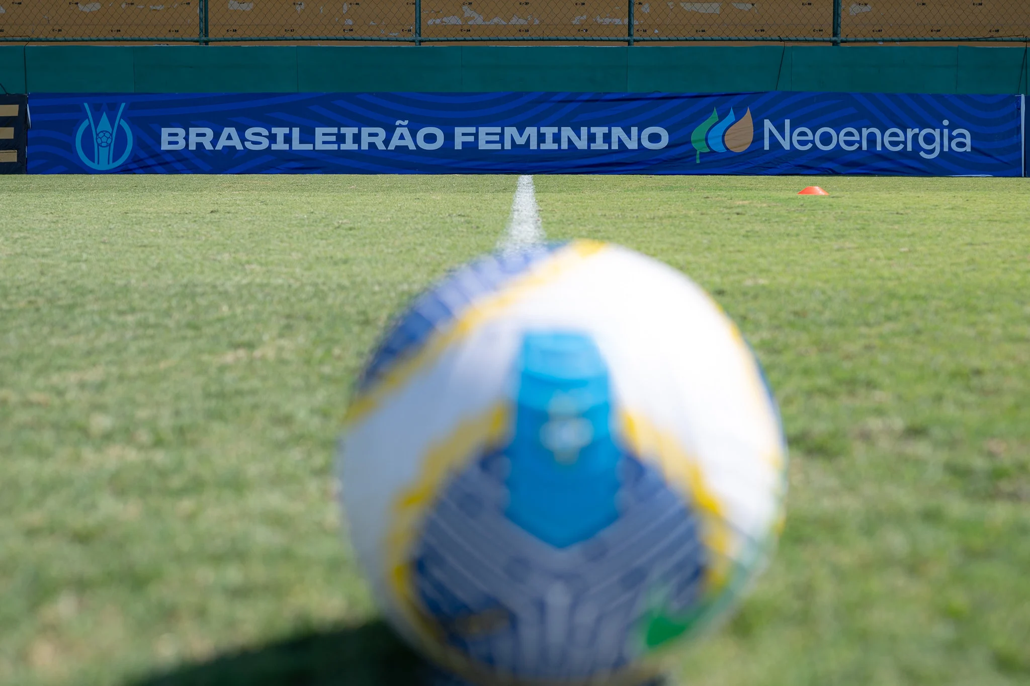 Bola do Brasileirão Feminino 2024. Foto: Ale Torres/Staff Images Woman/CBF