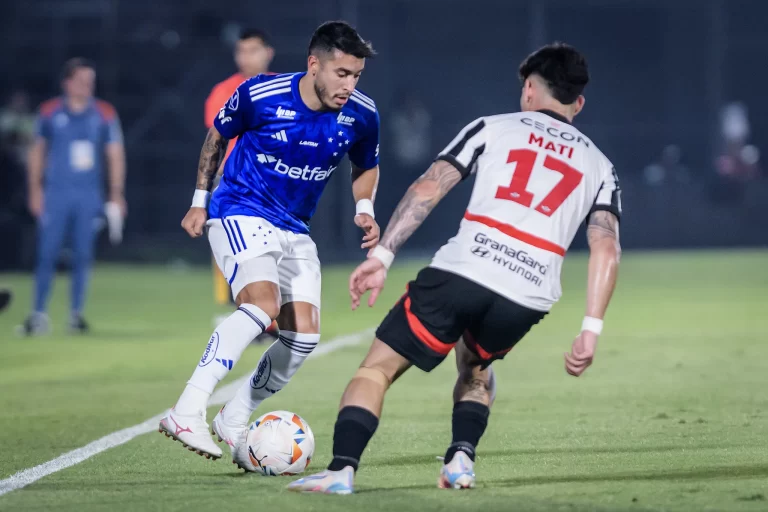 Libertad 0 x 2 Cruzeiro, quartas de final (ida) da Sul-Americana 2024. Foto: Gustavo Aleixo/Cruzeiro