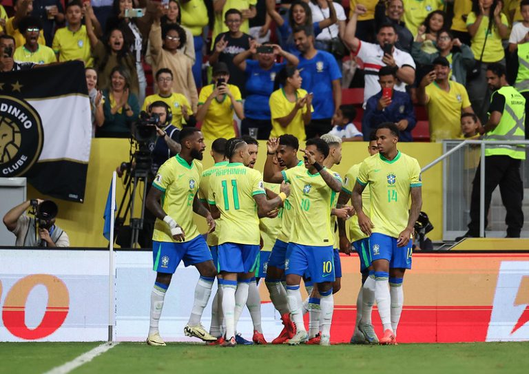 Brasil venceu o Peru por 4 x 0