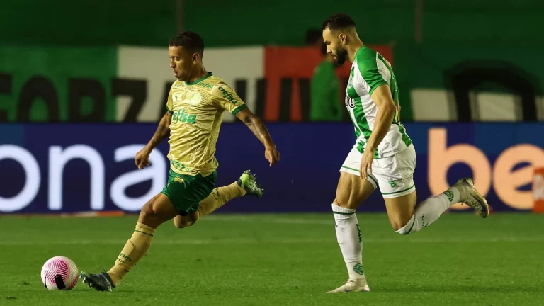 Marcos Rocha, lateral-direito do Palmeiras, contra o Juventude. Foto: Cesar Greco/Palmeiras