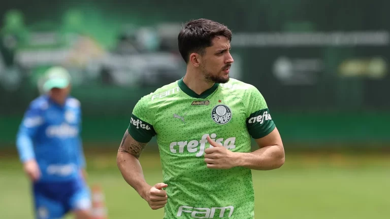 Joaquín Piquerez, lateral do Palmeiras. Foto: Cesar Greco/Palmeiras