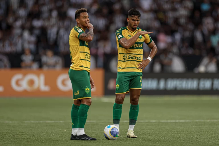 Cuiabá em jogo contra o Botafogo, na Série A 2024. Foto: AssCom Dourado