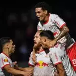 Time do Red Bull Bragantino comemora gol contra o Mirassol, no Paulistão 2025. Foto: Ari Ferreira/Red Bull Bragantino