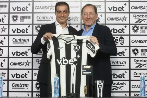 Renato Paiva e John Textor no Botafogo