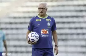 Técnico Dorival Júnior, da Seleção Brasileira, comanda treino para a Data Fifa de março de 2025. Foto: Rafael Ribeiro/CBF