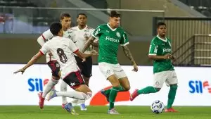 Jogadores disputam a bola em Palmeiras 2 x 1 Flamengo, pela 12ª rodada do Brasileirão Sub-20 2025. Foto: Fabio Menotti/Palmeiras