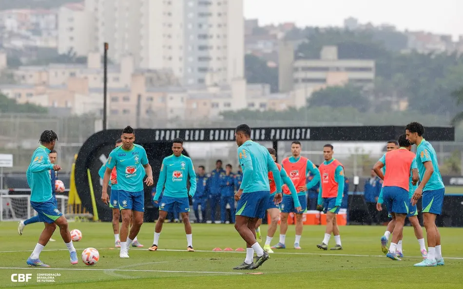 seleção brasileira no treino