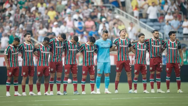 Time do Fluminense antes do jogo contra o Al-Hilal, nas quartas do Mundial de Clubes 2025. Foto: MARCELO GONÇALVES/FLUMINENSE F.C.