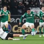 Jogadores disputam a bola em Corinthians 1 x 0 Palmeiras, pela ida das oitavas de final da Copa do Brasil 2025. Foto: Cesar Greco/Palmeiras
