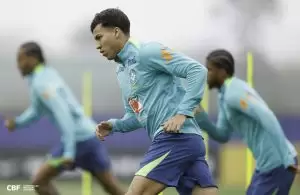 Kaio Jorge, do Cruzeiro, durante treino pela Seleção Brasileira. Foto: @rafaelribeirorio/CBF