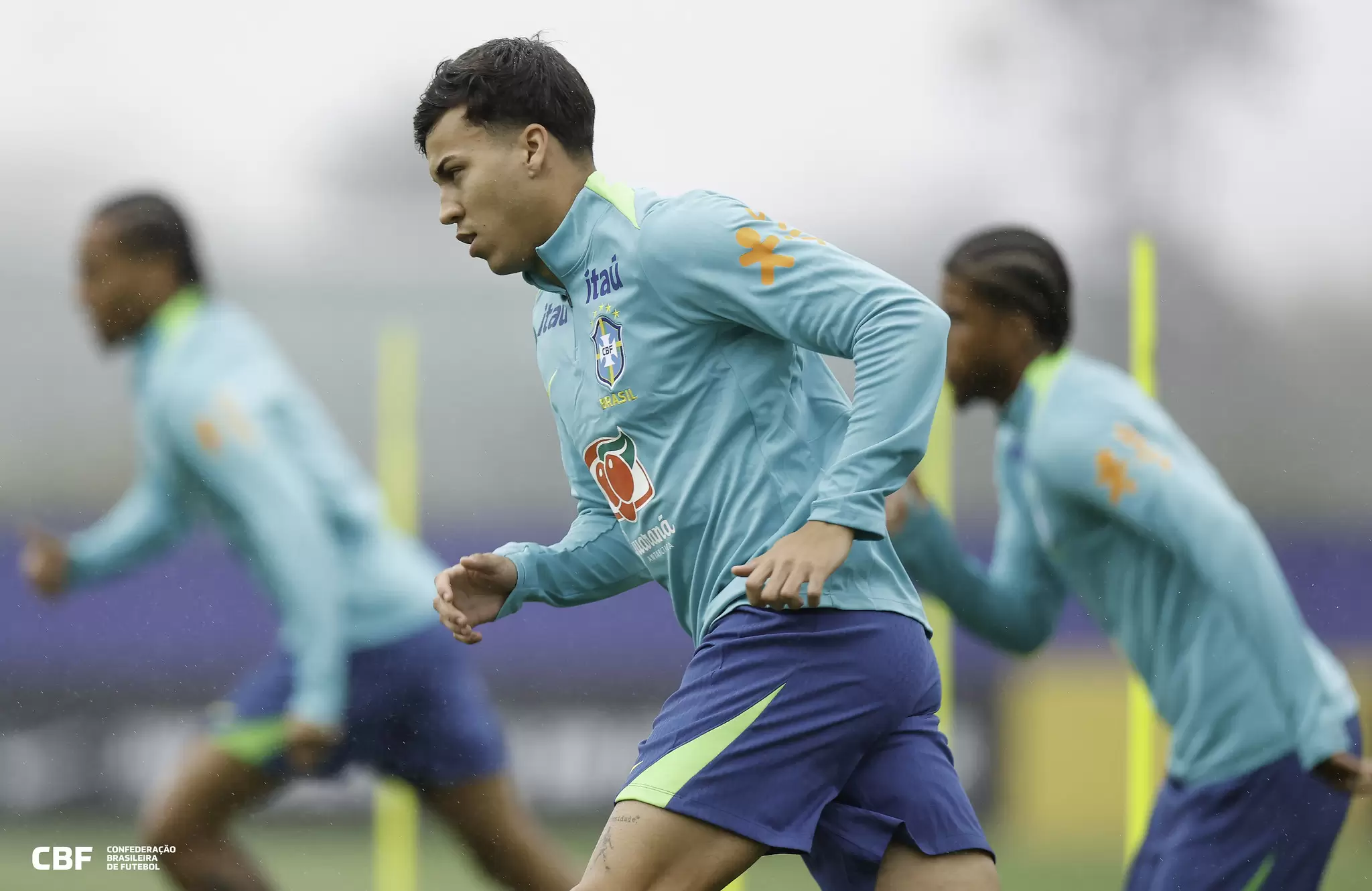 Kaio Jorge, do Cruzeiro, durante treino pela Seleção Brasileira. Foto: @rafaelribeirorio/CBF