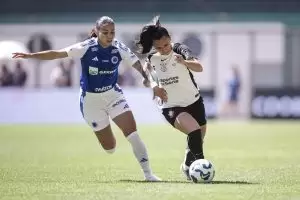 Cruzeiro e Corinthians: 2 a 2 na primeira partida da final