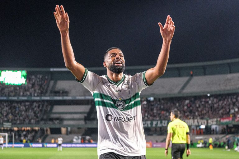 Diogo Oliveira, centroavante do Coritiba. Foto: Gabriel Thá/Coritiba