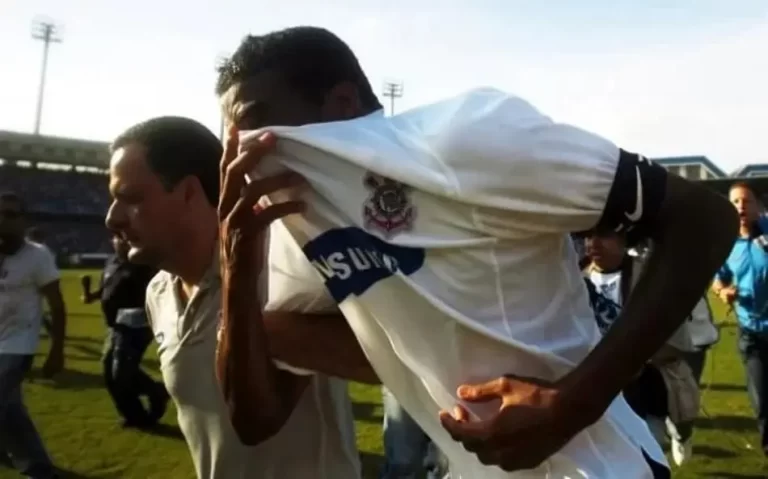 Corinthians caiu para Série B em 2007