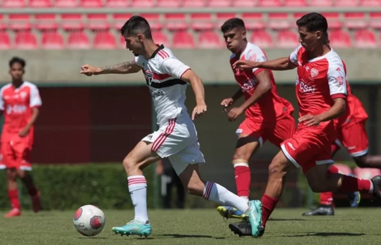 São Paulo empata com Audax em amistoso preparatório para a Copinha 2023