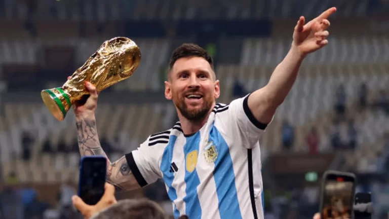 Messi conquista o título inédito de Copa do Mundo (Foto: Divulgação)