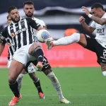 Atlético-MG x Corinthians em campo pelo Campeonato Brasileiro 2024