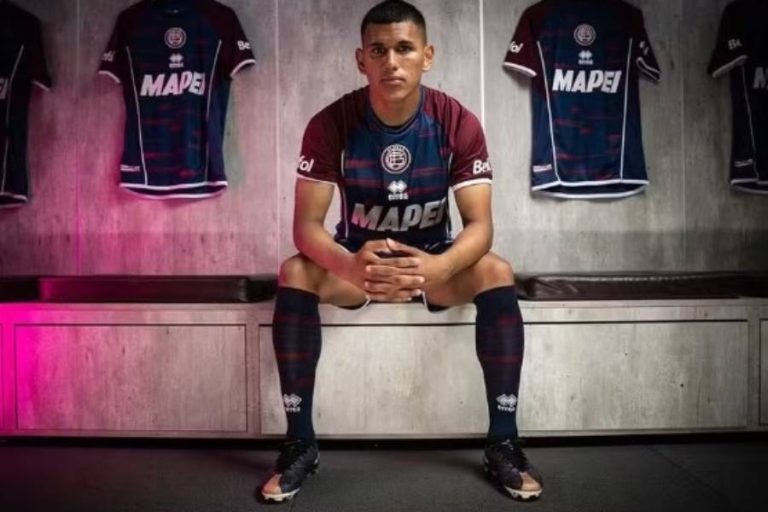 Braian Aguirre, lateral do Lanús