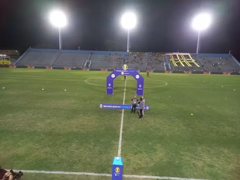 Amazonas x Vila Nova no Estádio Carlos Zamith