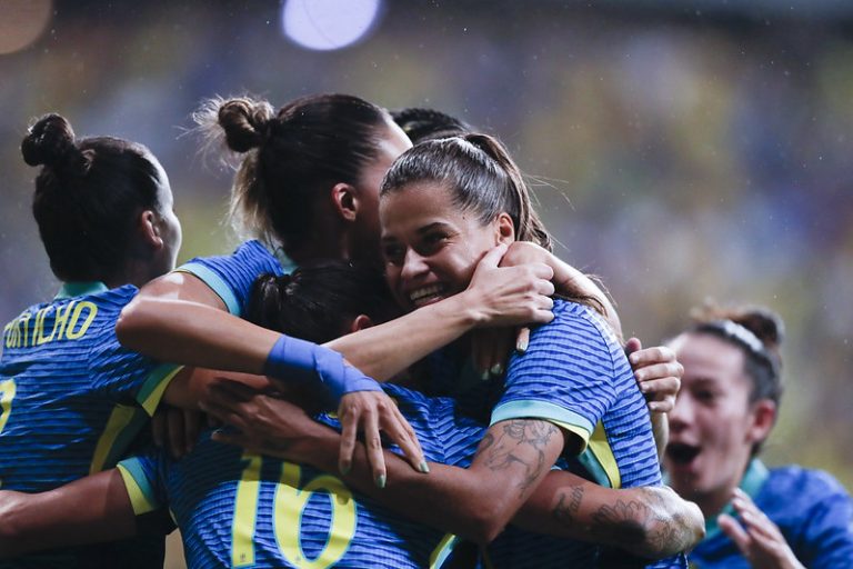 Amistoso feminino entre Brasil 4 x 0 Jamaica