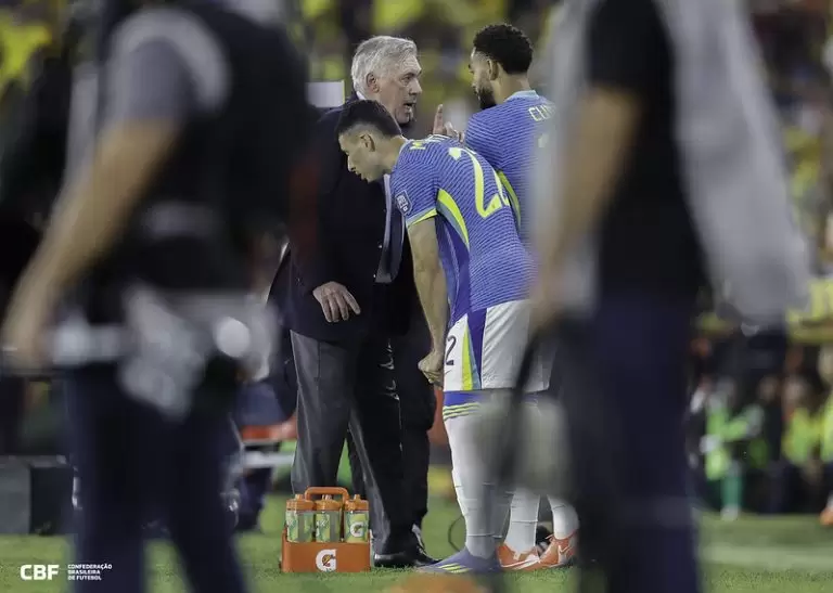 Ancelotti em Equador x Brasil