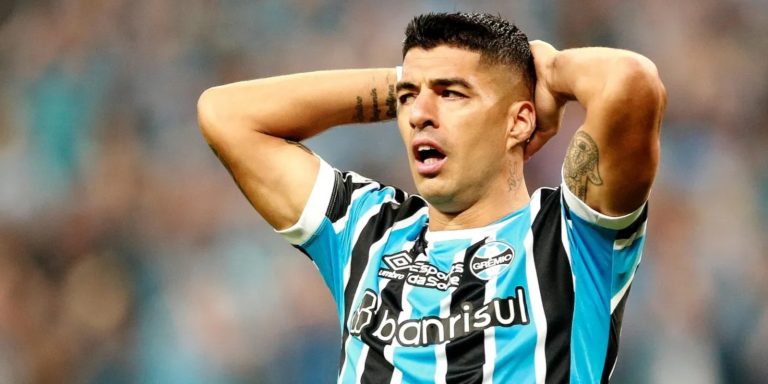 Após passar em branco contra o RB Bragantino, jejum de Suárez aumenta pelo Grêmio; veja números