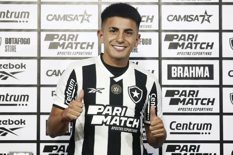 Apresentacao de Almada do Botafogo, Estadio Niltos Santos. 09 de Julho de 2024