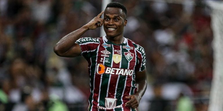 Arias, do Fluminense