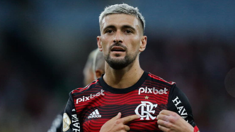 Arrascaeta chega a marca importante pelo Flamengo