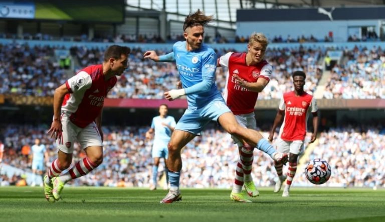 Arsenal não vence Manchester City na Premier League desde dezembro de 2015