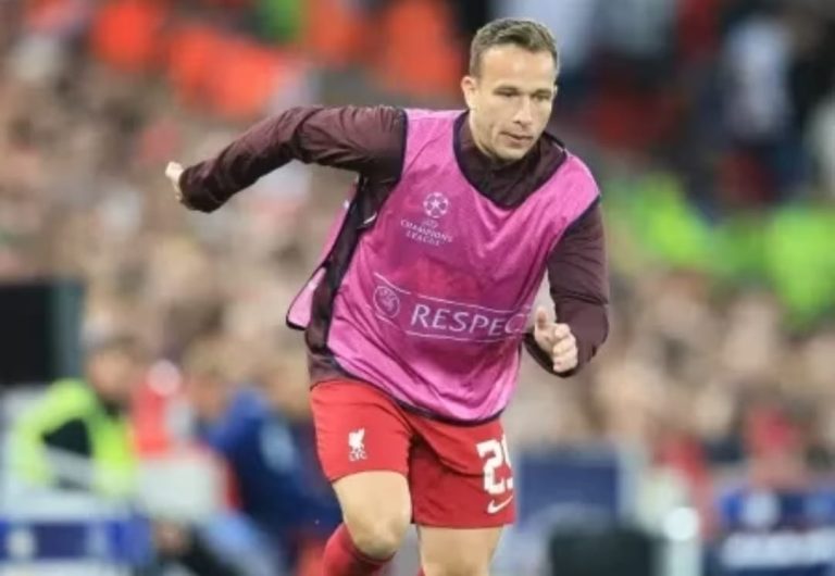 Arthur não deve seguir no Liverpool ao final da temporada