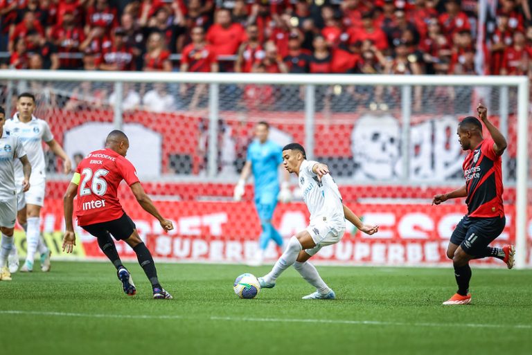 Athletico 0 x 2 Grêmio pelo Campeonato Brasileiro 2024