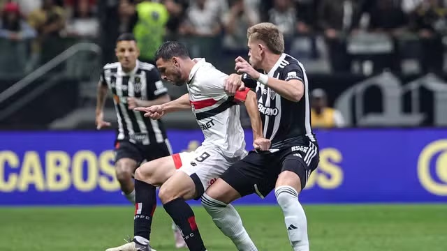 Atlético-MG 2 x 1 São Paulo pelo Brasileirão