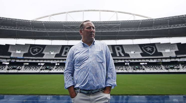 BOMBA! John Textor encaminha contratação de titulares do Botafogo para o Lyon (Lucas Perri e Adryelson)