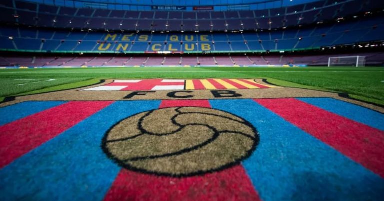 Barcelona inclui astros brasileiros em lista de lendas do clube catalão