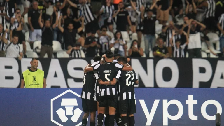 Botafogo entra no Campeonato Brasileiro de 2024 com elenco reformulado após reta final frustrante de 2023